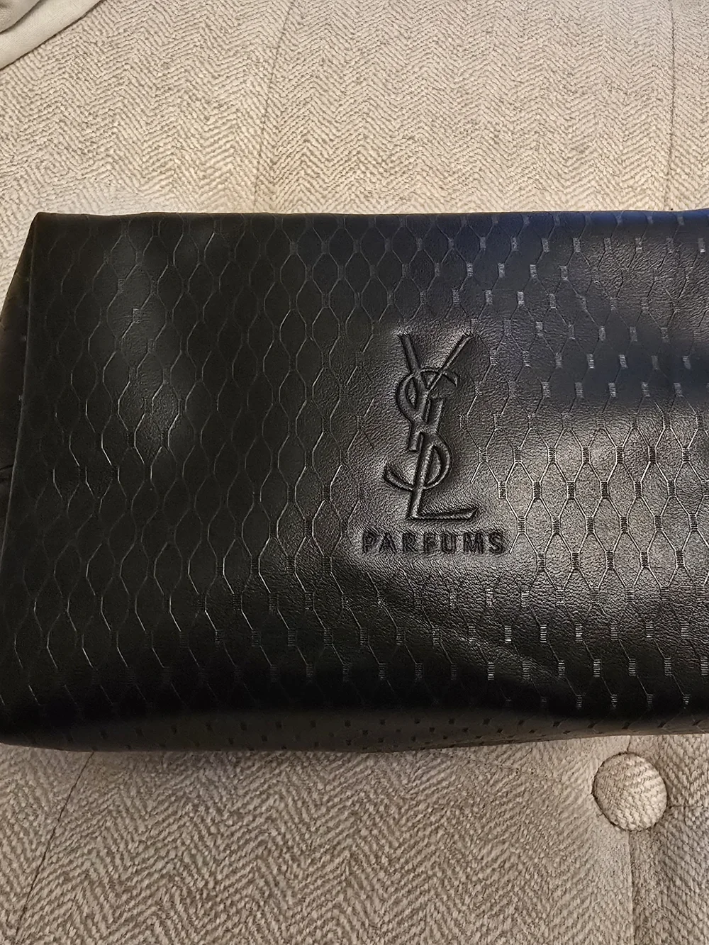NEW YSL Yves Saint Laurent Parfums Black Cosmetic Makeup Bag GWP